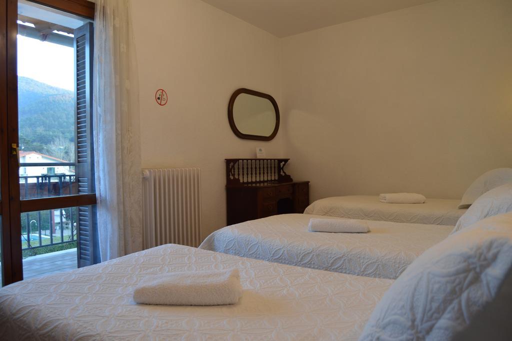 Pension El Peregrino De Larrasoana Exterior photo